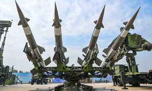 Loạt tên lửa, bệ phóng và radar phòng không tại Triển làm Quốc phòng 2024 Loạt tên lửa, bệ phóng và radar phòng không tại Triển làm Quốc phòng 2024