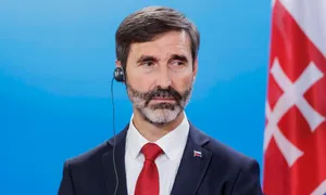 Slovakia muốn đăng cai tổ chức đàm phán hòa bình Ukraine
