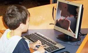 Nên nói chuyện với con thế nào về phim khiêu dâm? Nên nói chuyện với con thế nào về phim khiêu dâm?