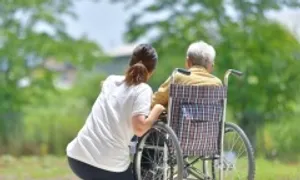 Chị em tôi lén đi khám trầm cảm vì không thể viết tiếp ước mơ của ba Chị em tôi lén đi khám trầm cảm vì không thể viết tiếp ước mơ của ba