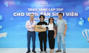 Trường Đại học CMC tiếp tục tặng laptop cho 100% sinh viên Trường Đại học CMC tiếp tục tặng laptop cho 100% sinh viên