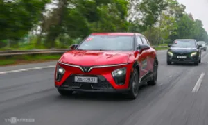 VinFast bán xe nhiều gấp đôi Toyota và Hyundai cộng lại VinFast bán xe nhiều gấp đôi Toyota và Hyundai cộng lại