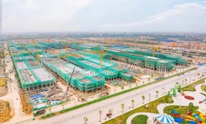 Dự án hơn 1,3 tỷ USD của Vingroup ở Đông Anh được chuyển nhượng một phần Dự án hơn 1,3 tỷ USD của Vingroup ở Đông Anh được chuyển nhượng một phần