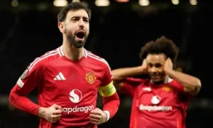 Fernandes suýt rời Man Utd hè 2024 Fernandes suýt rời Man Utd hè 2024