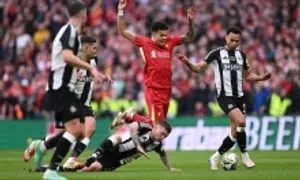 Neville: 'Liverpool thua vì sai lầm chiến thuật' Neville: 'Liverpool thua vì sai lầm chiến thuật'