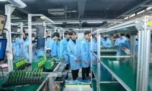 'Học Toán, Lý, Hóa làng nhàng nhưng chọn ngành bán dẫn' 'Học Toán, Lý, Hóa làng nhàng nhưng chọn ngành bán dẫn'