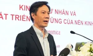 TS Lê Duy Bình: Việt Nam thiếu doanh nghiệp quy mô vừa TS Lê Duy Bình: Việt Nam thiếu doanh nghiệp quy mô vừa