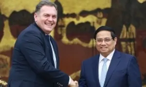 Thủ tướng đề nghị Pháp hợp tác trong các dự án giao thông chiến lược Thủ tướng đề nghị Pháp hợp tác trong các dự án giao thông chiến lược