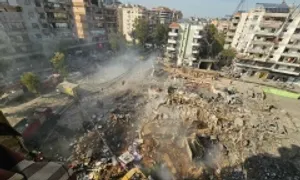 Israel lần đầu tập kích ngoại ô Beirut sau khi đạt lệnh ngừng bắn với Hezbollah Israel lần đầu tập kích ngoại ô Beirut sau khi đạt lệnh ngừng bắn với Hezbollah