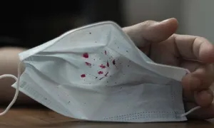 Virus bí ẩn gây ho ra máu ở Nga Virus bí ẩn gây ho ra máu ở Nga
