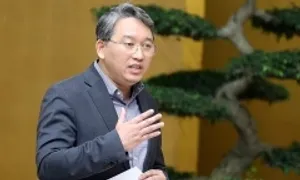 'Cần phân cấp thẩm quyền từ Chính phủ, bộ ngành cho tỉnh thành sau sáp nhập' 'Cần phân cấp thẩm quyền từ Chính phủ, bộ ngành cho tỉnh thành sau sáp nhập'