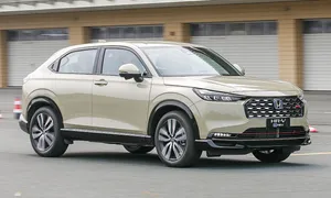 Honda HR-V e:HEV - crossover hybrid giá 869 triệu đồng Honda HR-V e:HEV - crossover hybrid giá 869 triệu đồng