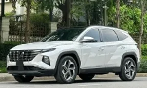 Nên mua Toyota Corolla Cross hay Hyundai Tucson? Nên mua Toyota Corolla Cross hay Hyundai Tucson?