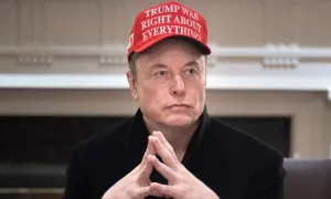 Elon Musk chỉ trích gay gắt Cố vấn Thương mại Nhà Trắng Elon Musk chỉ trích gay gắt Cố vấn Thương mại Nhà Trắng