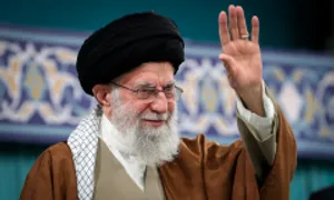 Lãnh tụ Iran cảnh báo đáp trả lời đe dọa ném bom của ông Trump Lãnh tụ Iran cảnh báo đáp trả lời đe dọa ném bom của ông Trump
