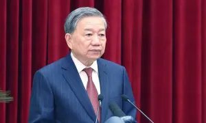 Thông qua dự thảo phương hướng nhân sự Trung ương khóa 14 Thông qua dự thảo phương hướng nhân sự Trung ương khóa 14
