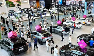 Đồ xa xỉ tràn về tỉnh lẻ Trung Quốc Đồ xa xỉ tràn về tỉnh lẻ Trung Quốc