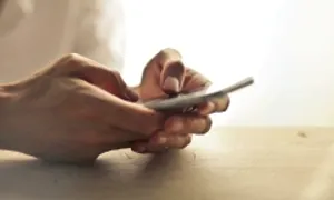 Chứng Nomophobia - sợ hãi khi không có điện thoại bên cạnh Chứng Nomophobia - sợ hãi khi không có điện thoại bên cạnh
