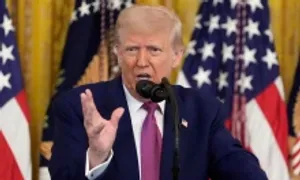 Ông Trump: Mỹ sẽ cấp 'giấy phép tạm thời' cho lao động nhập cư