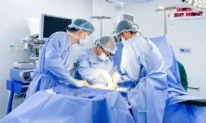 Trẻ nổi hạch cổ sau viêm họng có nguy hiểm?