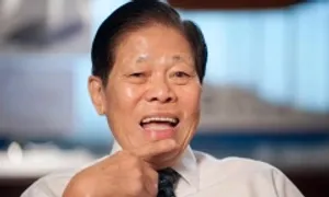 Hành trình từ thùng sơn hỏng đến đế chế của tỷ phú Singapore Hành trình từ thùng sơn hỏng đến đế chế của tỷ phú Singapore