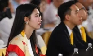 Á hậu Phương Nhi cùng chồng dự sự kiện Á hậu Phương Nhi cùng chồng dự sự kiện