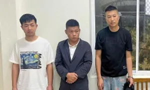 Ba người Trung Quốc bắt cóc đồng hương để đòi nợ