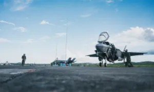 Mỹ khoe phi đội tiêm kích F-35 triển khai gần Venezuela Mỹ khoe phi đội tiêm kích F-35 triển khai gần Venezuela