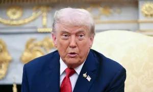 Ông Trump: Công chức có thể bị sa thải nếu chính phủ tiếp tục đóng cửa Ông Trump: Công chức có thể bị sa thải nếu chính phủ tiếp tục đóng cửa