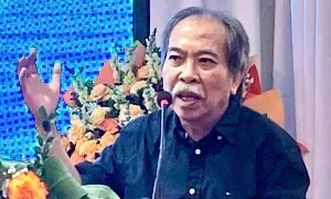 'Sau 1975, văn học Việt chưa có tác phẩm xứng tầm' 'Sau 1975, văn học Việt chưa có tác phẩm xứng tầm'