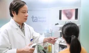 Viêm tai giữa do thủng màng nhĩ Viêm tai giữa do thủng màng nhĩ